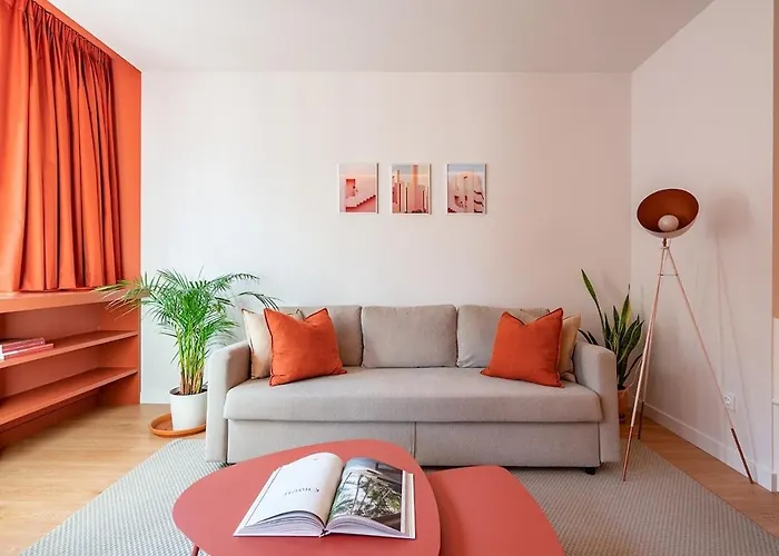 C3 Moderno Junto A La Catedral, * Santander